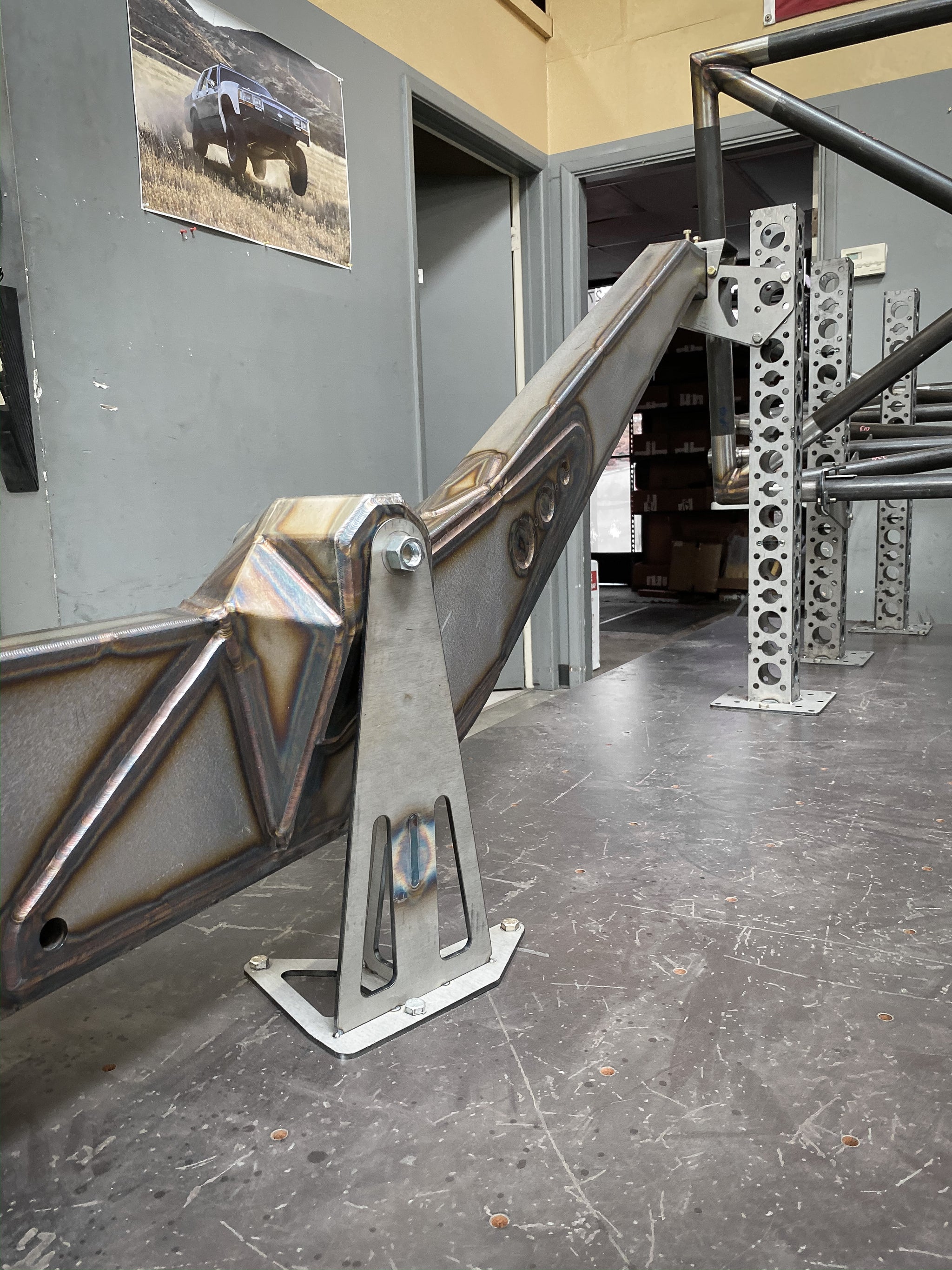 Kibbetech Frame Rails with Integrated 4-Link Pivots