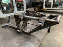 Kibbetech TT / 6100 / Luxury Prerunner Centermount Front Clip